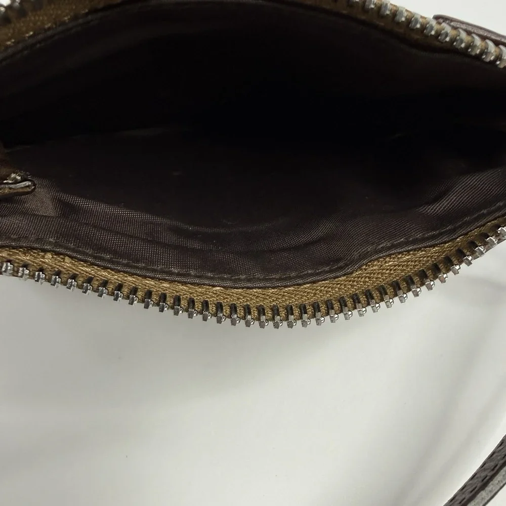 Dooney & Bourke Brown Pebble Leather Wristlet Medallion Logo Zipper